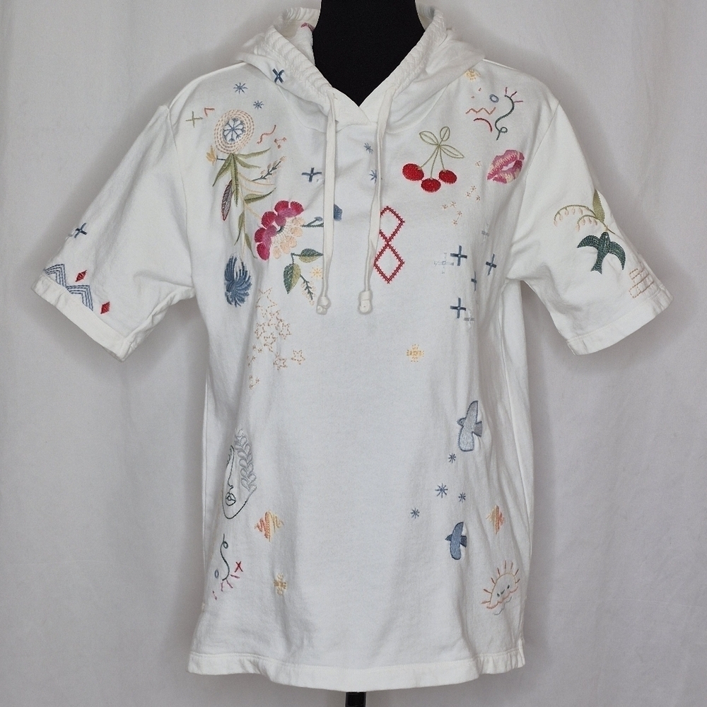 Johnny Was Cleo Short Sleeve Embroidered White French Terry Hoodie - Size S